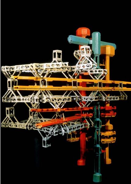 Fichier:63 Günther Domenig und Eilfried Huth, Neue Wohnformen Stadt Ragnitz, Projekt, Modell, 1969 © FRAC Centre-Val de Loire, Orléans, Philippe Magnon.jpg